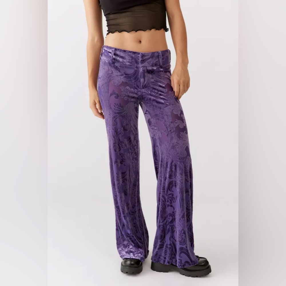 Urban Outfitters Isla Velvet Burnout Pant